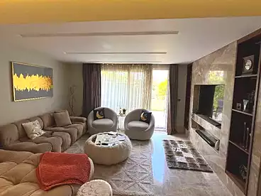 Villas For sale in Open Air Mall, Madinaty, 175 sqm