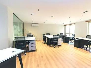 Offices For rent in Southern 90th St., 90th Street, 120 sqm
