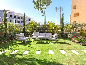 شقق للإيجار في الخمائل، كمبوند بالشيخ زايد، 380 متر