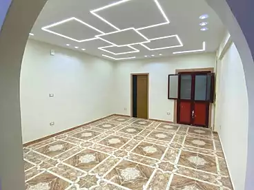 شقق للبيع في شارع خليل باللو، البيطاش، 100 متر