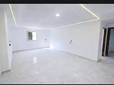 Apartments For sale in Mahmoud El-Isawy St., Miami, 155 sqm