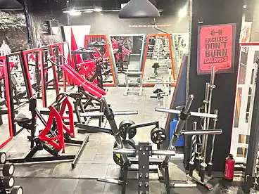 Commercial For sale in Zahraa El Maadi St, Zahraa El Maadi, 400 sqm