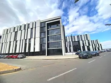 Offices For rent in Hyde Park Business District, Compounds in New Cairo, 125 sqm