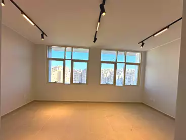 مكاتب للإيجار في أبراج سما المعادي، كمبوند بالمعادي، 160 متر