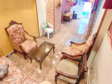 دور كامل للبيع في شارع جمال عبد الناصر، سيدي بشر بحري، 130 متر