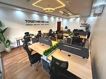 مكاتب للإيجار في كمبوند وان قطاميه - مرشدي جروب، كمبوند بالمعادي، 185 متر