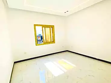 فلل للبيع في شارع عمر المختار، كينج مريوط، 300 متر