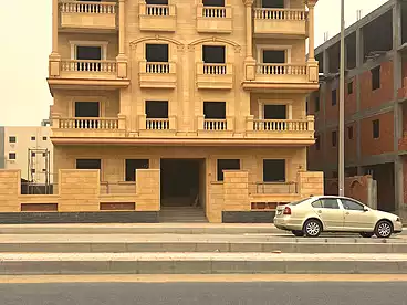 عمارات للبيع في الحي الخامس، بيت الوطن، 235 متر