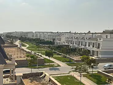 تاون هاوس للبيع في كمبوند ماونتن فيو 4، كمبوند في ٦ اكتوبر، 250 متر