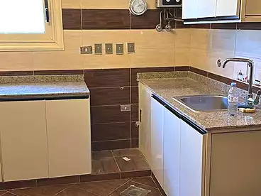 Apartments For rent in Zaid Ebn Haretha St., South Academy (A), 250 sqm