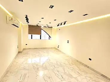 Administrative For rent in Carrefour Main Street, Zahraa El Maadi, 135 sqm