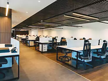 إداري للإيجار في كايرو فيستيفال سيتي مول، كمبوند كايرو فيستيفال سيتي - الفطيم، 580 متر