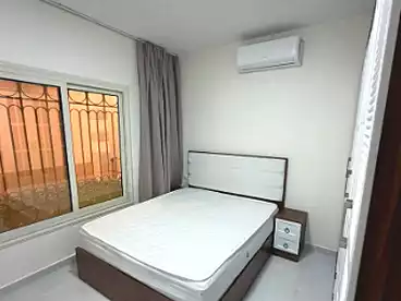 شقة بحديقة للبيع في الحي الثاني شرق - حي غرناطة، مدينة الشروق، 120 متر