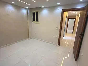 شقق للبيع في شارع سلطان خطاب، اللبيني، 110 متر