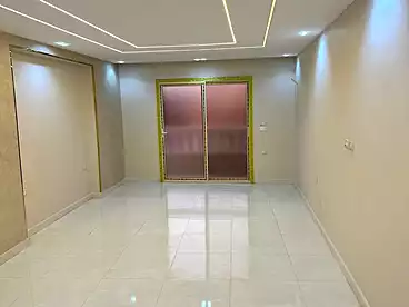 شقق للبيع في شارع سلطان خطاب، اللبيني، 110 متر