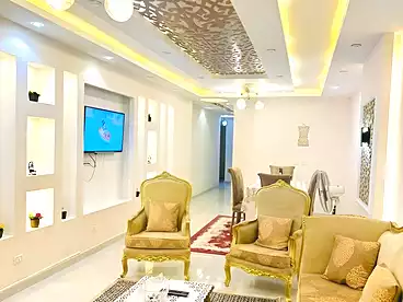 شقق للبيع في شارع المجزر الالي، اللبيني، 160 متر