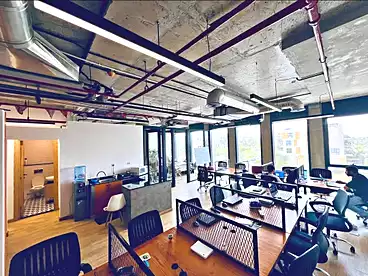 Offices For rent in Eastown Parks - Eastown Compound, Eastown Compound - Sodic, 301 sqm