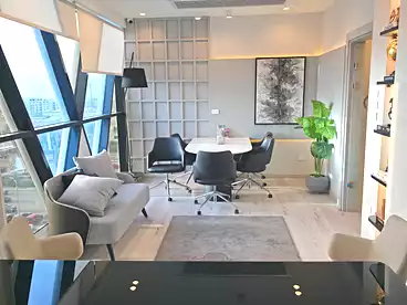 مقر إداري للإيجار في كايرو بيزنس بلازا - بتر هوم، كمبوند بالتجمع الخامس، 110 متر