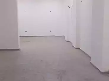 محلات للإيجار في عين شمس، القاهرة الكبرى، 100 متر