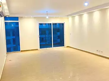 Apartments For rent in Centre Ville - Hyde Park Compound, Hyde Park Compound, 208 sqm