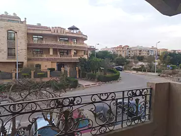 شقق للإيجار في شارع سليمان عزبي، النرجس 3، 220 متر