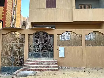 منزل / بيت للبيع في 15 مايو، القاهرة الكبرى، 209 متر