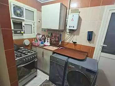 Apartments For sale in Nabawy Al Mohandes St, El Mandara, 90 sqm