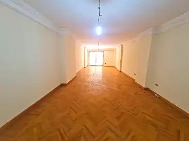 Apartments For rent in Mostafa Kamel St., Smouha, 185 sqm