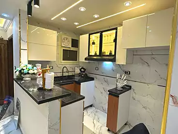 Apartments For sale in Ahmed Esmat St., Ain Shams, 145 sqm