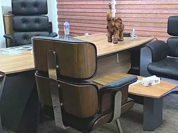 Corporate Branch For rent in Northern 90th St., 90th Street, 82 sqm