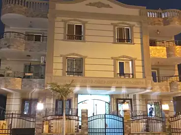Roof For sale in Street 6, Fourth Neighborhood, 175 sqm
