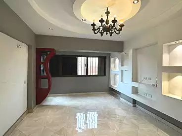 عقارات للبيع في شارع إبراهيم ناجي، الساحل، 135 متر