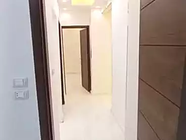 شقق للبيع في اللبيني، فيصل، 100 متر