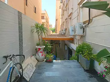شقق للبيع في شارع عمر خورشيد، البنفسج 10، 210 متر