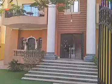 شقق للإيجار في مدينة الشروق، القاهرة الكبرى، 250 متر