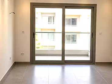 Apartments For sale in Galleria Moon Valley Compound - Arabia, Compounds in New Cairo, 131 sqm