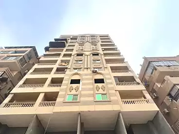 Apartments For sale in Dr El Sheemy St., 9th Zone, 210 sqm