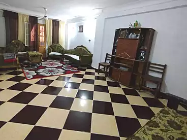 Apartments For sale in El Kholafaa El Rashdeen St., El Hanouvel, 100 sqm