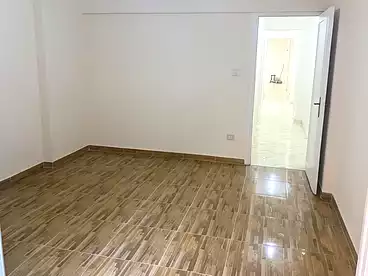 Apartments For rent in Abou Quer St - El Horeya Rd, Ganaklis, 130 sqm