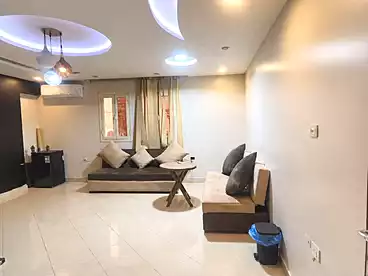 مكاتب للإيجار في اللبيني، الهرم، 200 متر