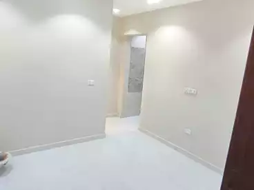 Studio For sale in Hasan Bahaa El Deen Ayad St., Neighborhood 3rd, 60 sqm