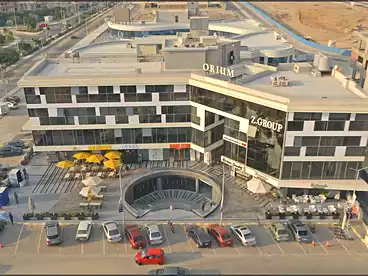 Shops For sale in Orium Mall - Z Group, Compounds in Elshorouk City, 125 sqm
