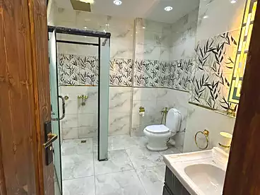 Apartments For sale in Ahmed Esmat St., Ain Shams, 145 sqm