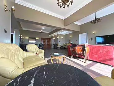 Properties For rent in Mohamed Mazhar St., El Zamalek, 250 sqm