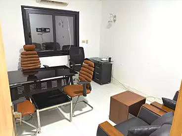 مكاتب للإيجار في شارع سيد زكريا، شيراتون، 130 متر
