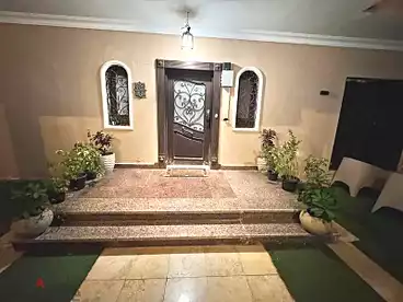 Apartment with Garden For sale in El Yasmeen 8, El Yasmeen, 350 sqm