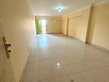 إداري للإيجار في شارع طه حسين، النزهة، 250 متر