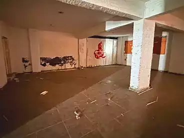محلات للبيع في أبو يوسف، العجمي، 360 متر