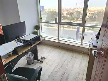 عقارات للإيجار في شارع التسعين الشمالي، شارع التسعين، 103 متر