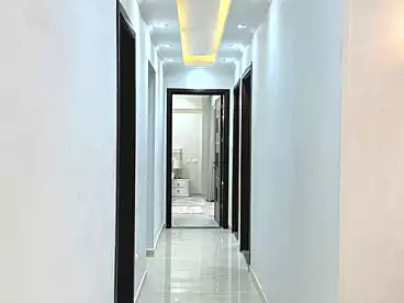 في شارع ابو عبيده بن الجراح، الياسمين 5، 500 متر